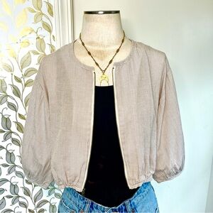 BCBG
Max Azria Light Tan Stripe/Textured Balloon Sleeve Zip Up Top Sz L